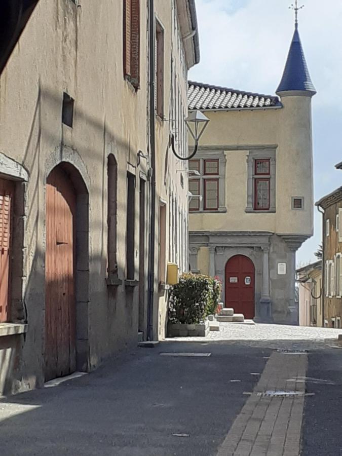 7042Douce Nuit Ξενοδοχείο Saint-Germain-Laval  Εξωτερικό φωτογραφία